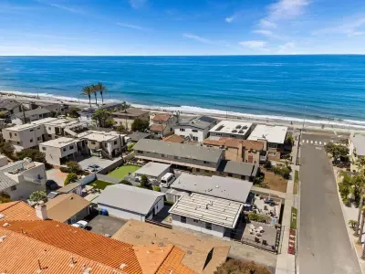 300 ft From Beach - Whole Compound 2 Units - image 52 of 54