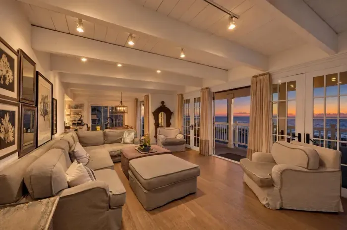 Juniper Beach, Ocean Views, 2 Bedrooms - image 2 of 37