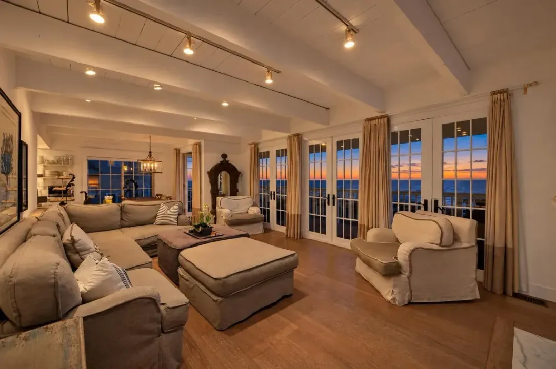 Juniper Beach, Ocean Views, 2 Bedrooms - image 1 of 37