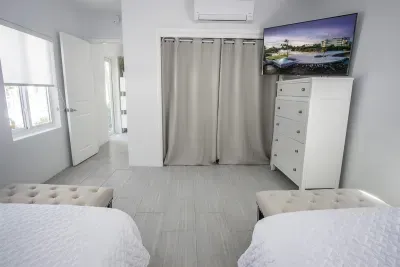 Guest bedroom 1 with 50" Smart TV