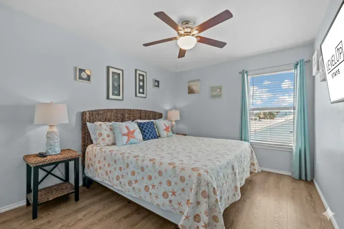 Generated Image October 29, 2025 - 10_55PM.png