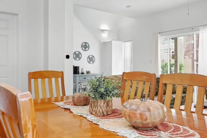 17-print-1122 Park Ridge Cir_17.jpg