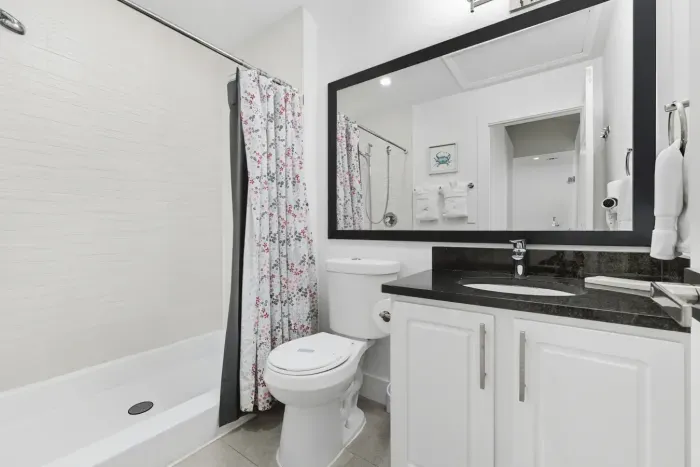 28-print-1003 Park Club Dr_28.jpg