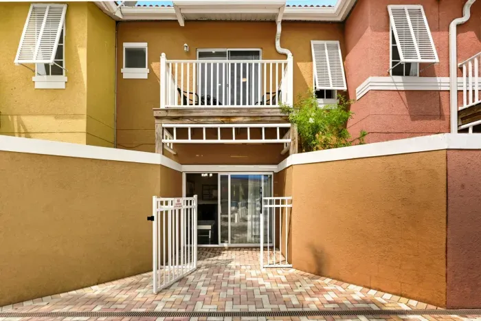 44-print-1003 Park Club Dr_44.jpg