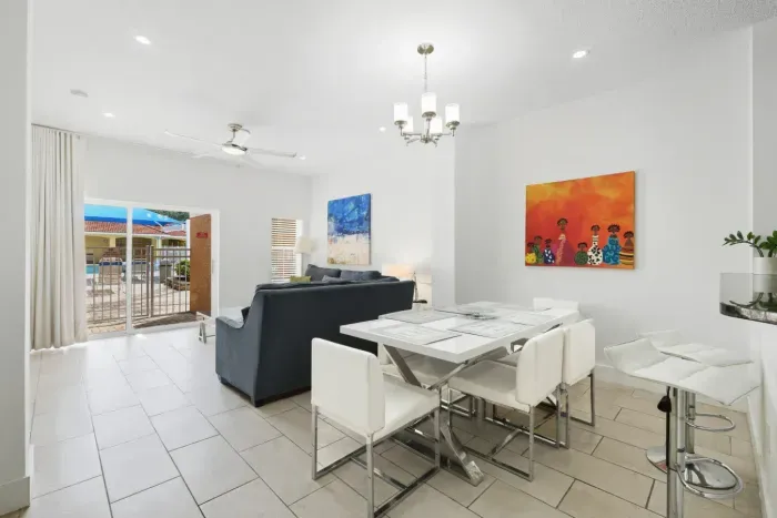 13-print-1003 Park Club Dr_13.jpg