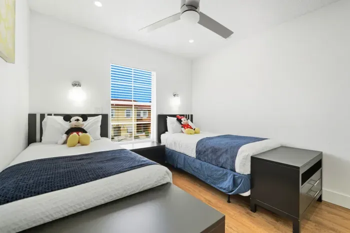 38-print-1003 Park Club Dr_38.jpg