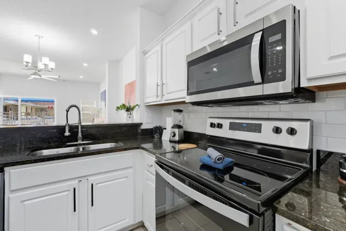 7-print-1003 Park Club Dr_07.jpg