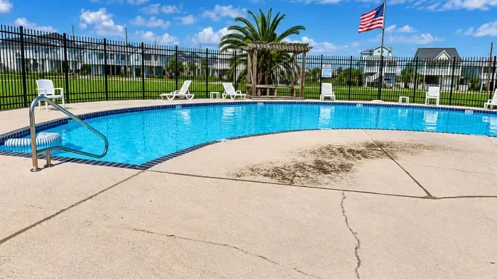 SunsetVista_pool_AI_pro (1)