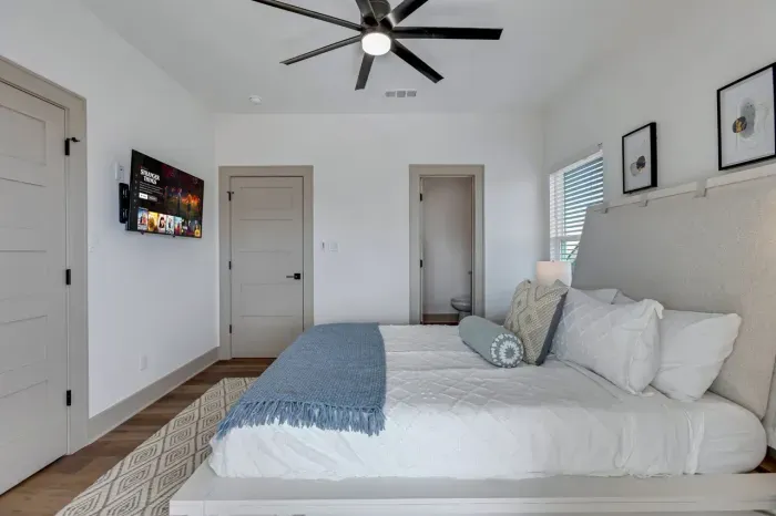 fiverr-517-05-01 copy.jpg