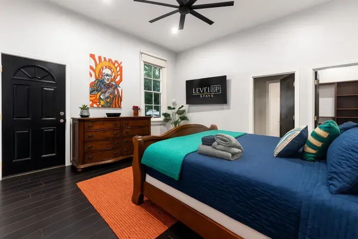 ChatGPT Image Aug 17, 2025 at 03_53_55 PM.png