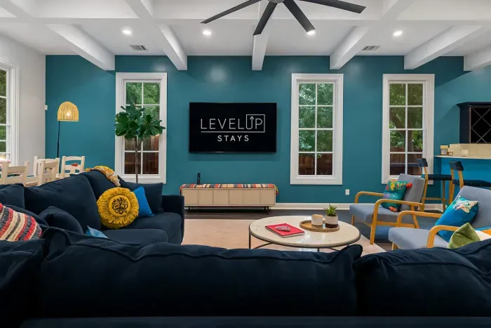 ChatGPT Image Aug 17, 2025 at 04_05_22 PM.png