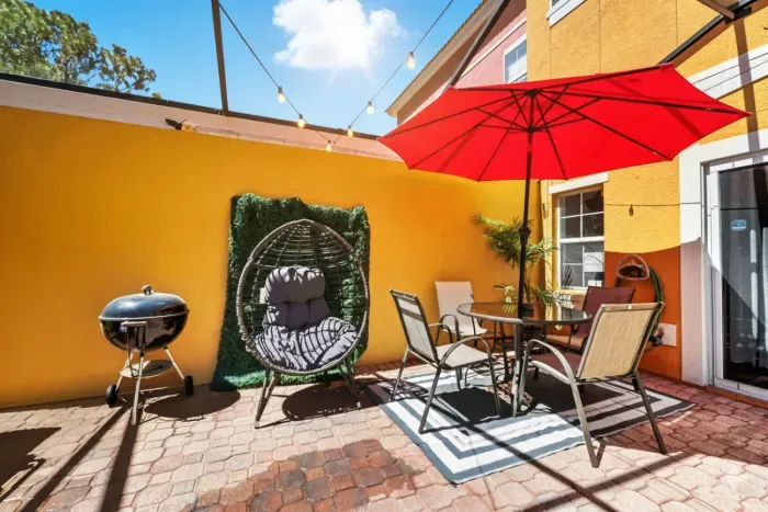 Generated Image September 30, 2025 - 9_49PM.png