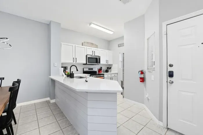 7-print-4748 Vero Beach Pl_07.jpg