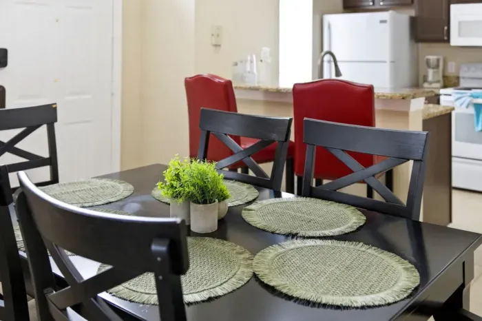 8-web-or-mls-2208-san-vittorino-cir-apt-107