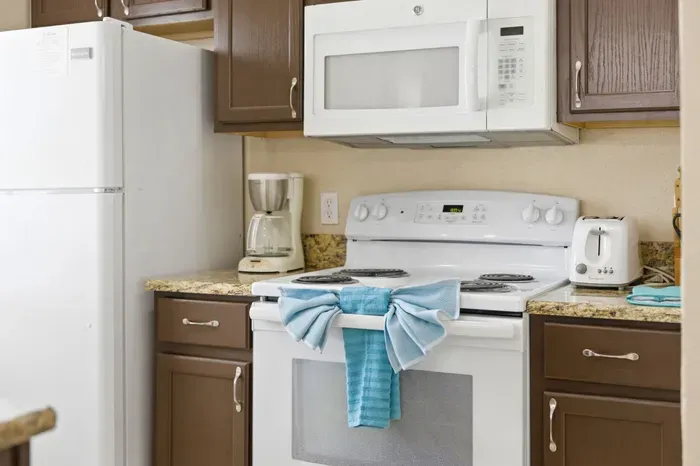 21-web-or-mls-2208-san-vittorino-cir-apt-107