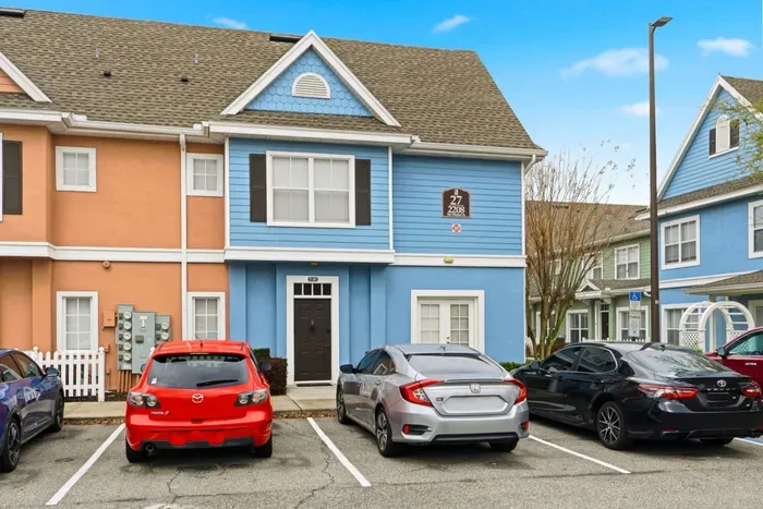 4-web-or-mls-2208-san-vittorino-cir-apt-107