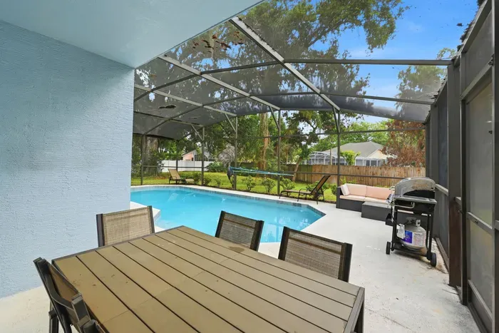 62-web-or-mls-4411-white-oak-cir