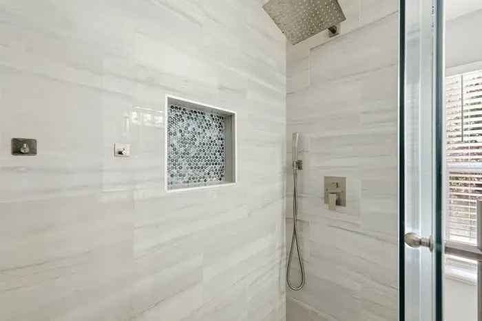 49-web-or-mls-4411-white-oak-cir