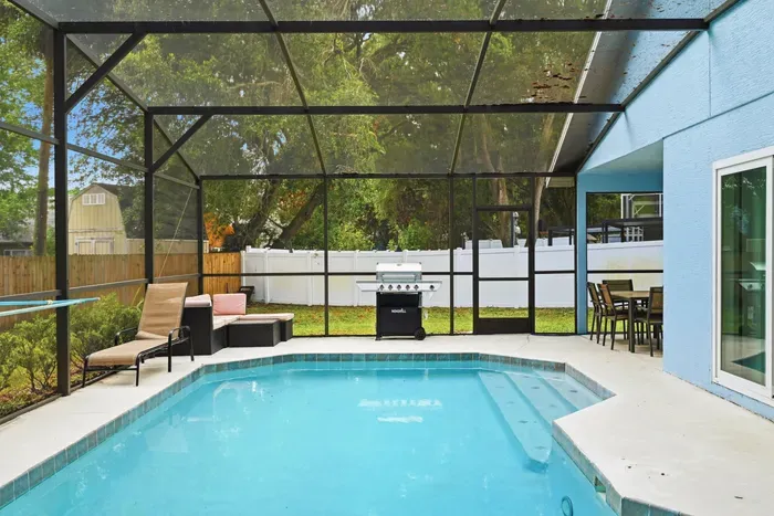 67-web-or-mls-4411-white-oak-cir