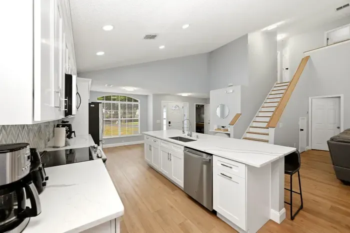 18-web-or-mls-4411-white-oak-cir