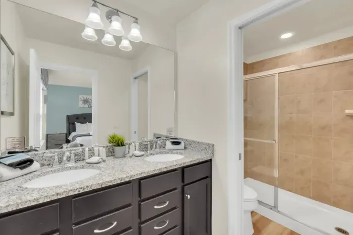 8883 Qin Loop_47.jpg