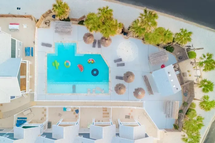 ChatGPT Image Oct 30, 2025 at 06_40_03 PM.png