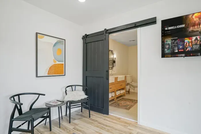 fiverr-538-02-01 copy.jpg