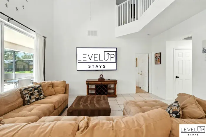 14-print-8520 Sunrise Key Dr_14-2.jpg