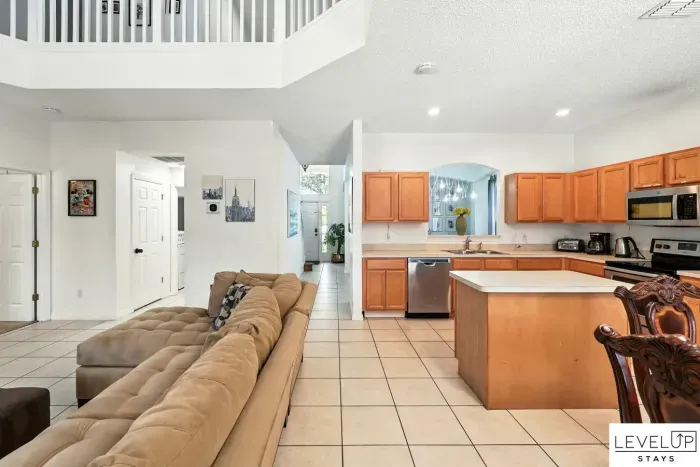 16-print-8520 Sunrise Key Dr_16.jpg