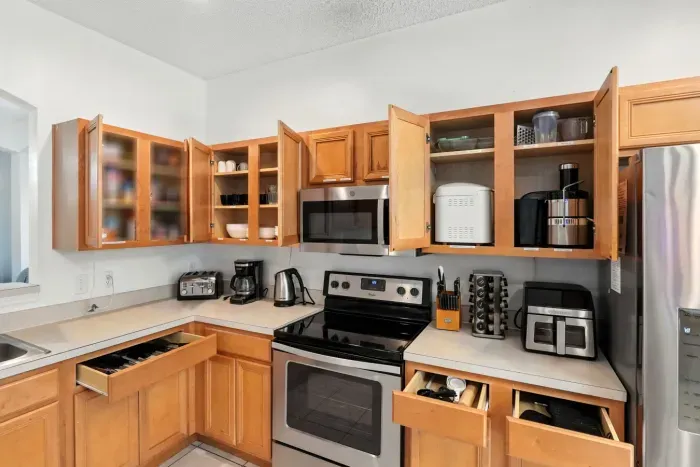 20-print-8520 Sunrise Key Dr_20.jpg