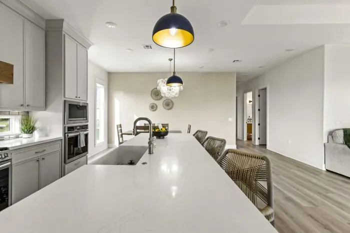 19-972 Driftwood Dr-8.jpg