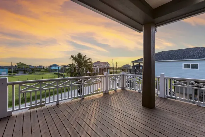 06-972 Driftwood Dr-32.jpg