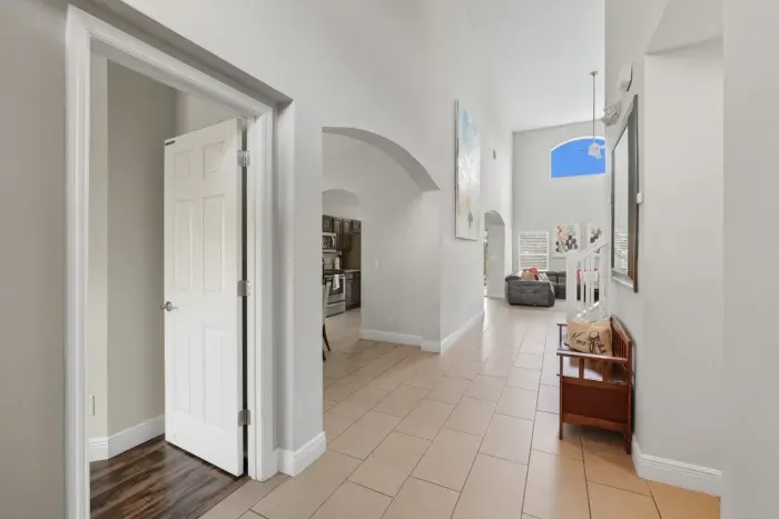 4-print-534 Paloma Dr_04.jpg