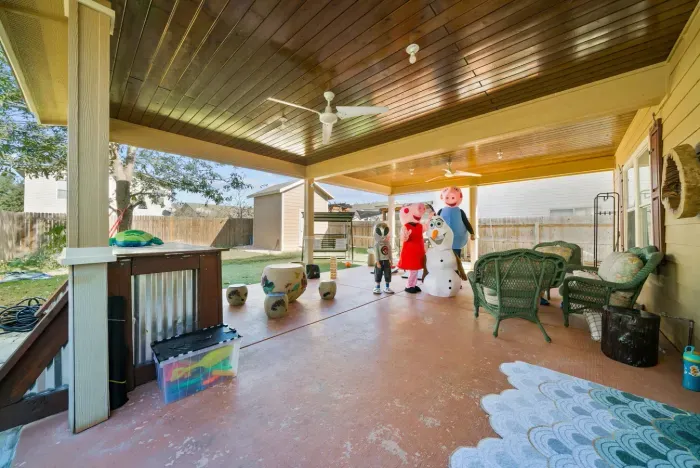 10111 Sungate Park-32.jpg