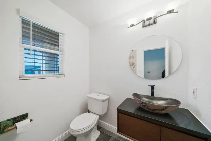 10111 Sungate Park-6.jpg