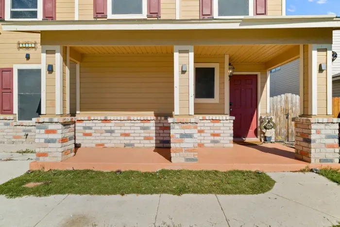 10111 Sungate Park-4.jpg