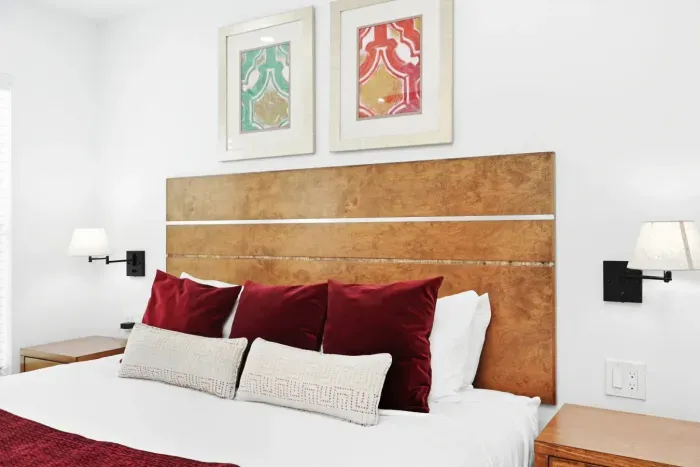 40-print-1001 Park Club Dr_40