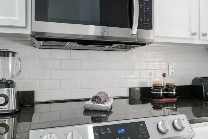 10-print-1001 Park Club Dr_10