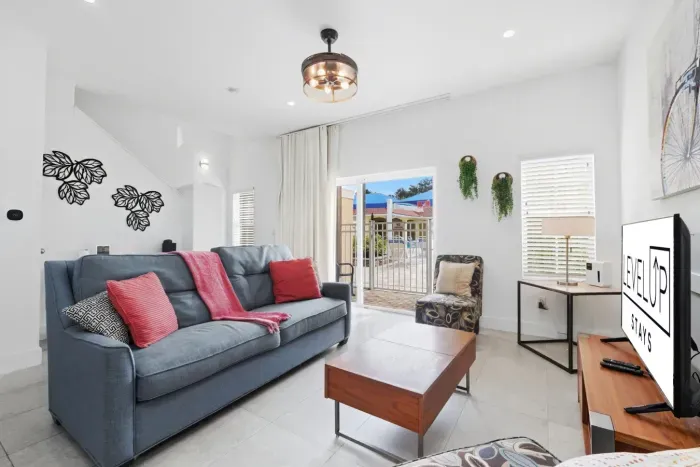 20-print-1001 Park Club Dr_20