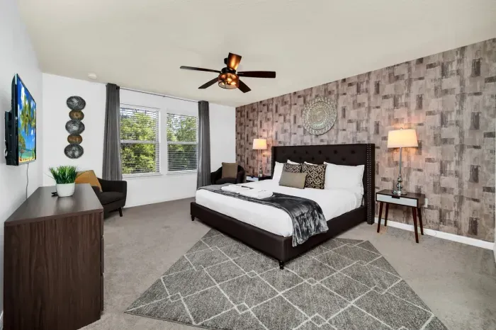 8891 Geneve Ct, Windsor at Westside_35.jpg