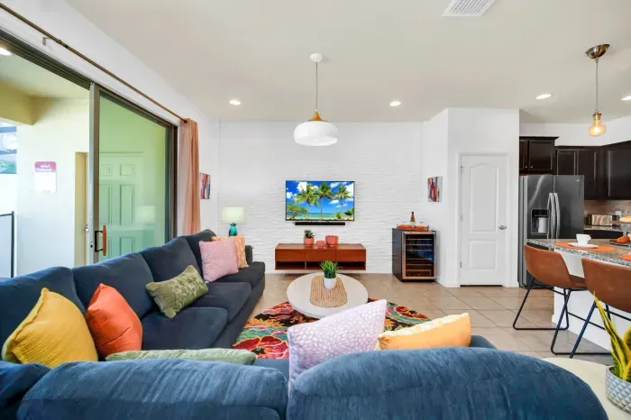 8891 Geneve Ct, Windsor at Westside_20.jpg