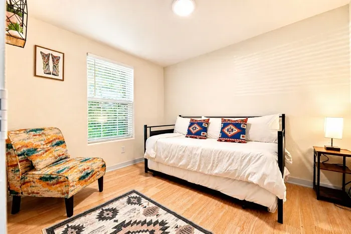 Flexible sleeping space for guests