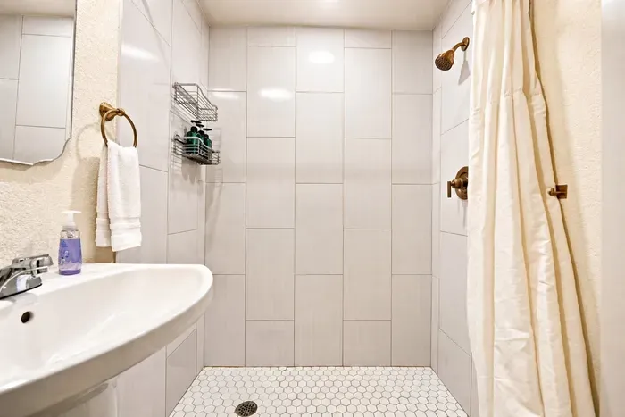 Casita bath with walk-in shower