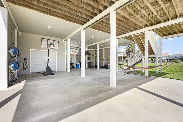 30-2003 Vista Dr-29.jpg