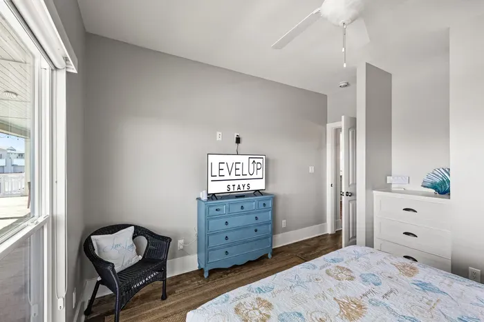 25-2003 Vista Dr-24.jpg