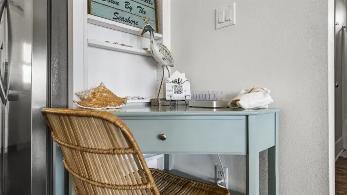 50-2003 Vista Dr-49.jpg