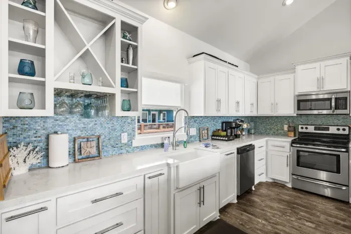 15-2003 Vista Dr-14.jpg