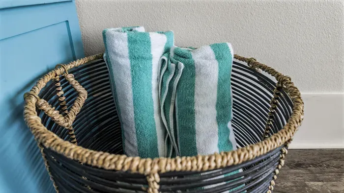 49-2003 Vista Dr-48.jpg