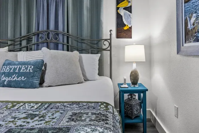 22-920 4th St-30.jpg