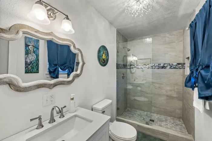 25-920 4th St-18.jpg